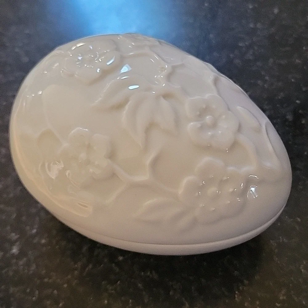 Limoges Figurine Porcelain Cherry Blossom Easter Egg Trinket White Embossed Box
